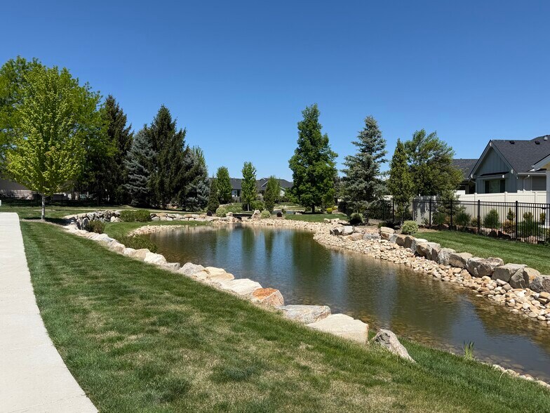 Building Photo - 11687 W Triloba Dr