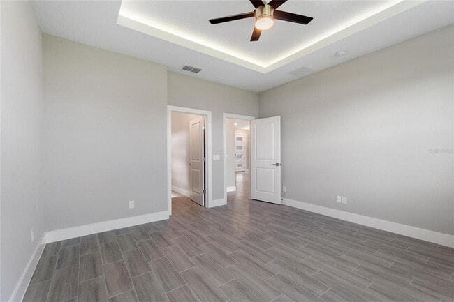 Building Photo - 205 Hyacinth Ct