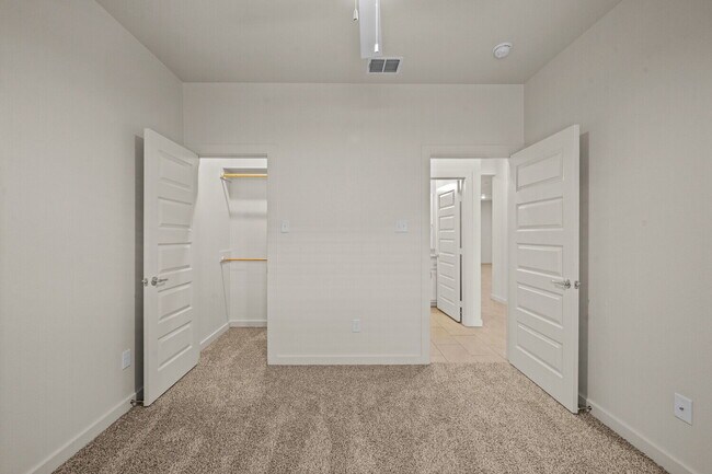 Building Photo - Brand new townhomes in Frenship East!
