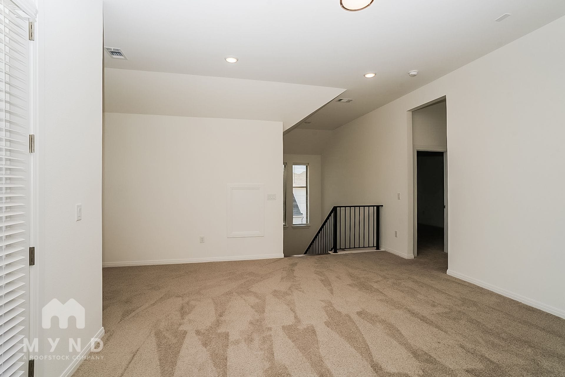 Building Photo - 17705 Chamoix Dr