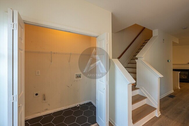 Building Photo - 1440 Dolcetto Trce