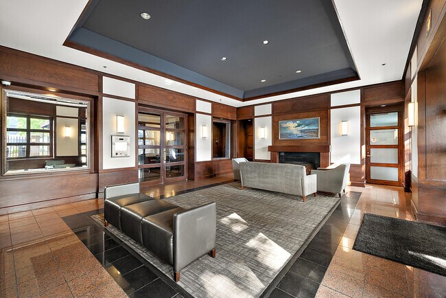 Building Photo - 250 E Harbortown Dr