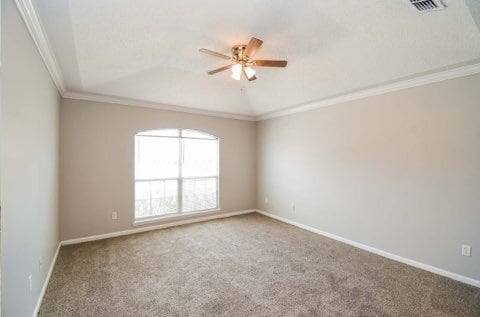 Building Photo - 9284 Thunderbolt Dr