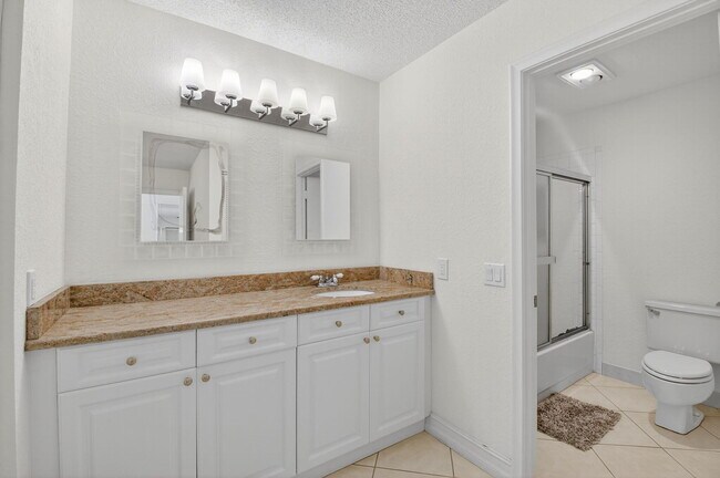 Building Photo - 21988 Cypress Dr