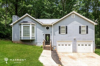 Building Photo - Cozy 3-Bedroom Home with Vaulted Deck