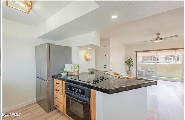 Building Photo - 4554 E Paradise Village Pkwy N