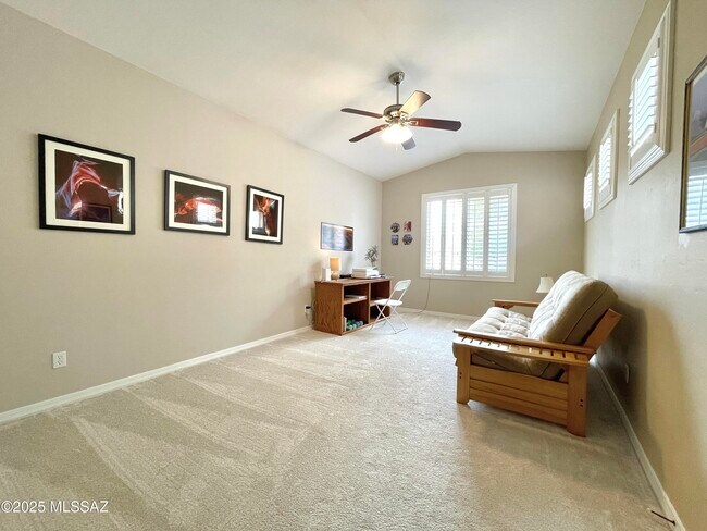 Building Photo - 371 W Sacaton Canyon Dr