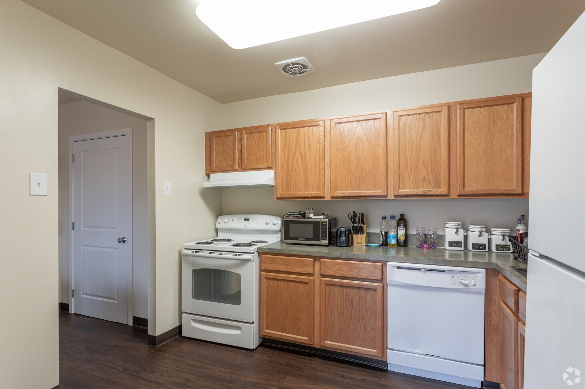 CREEKSIDE VILLAGE II 7979 Janna Lee Ave Alexandria VA 22306 Apartment Finder