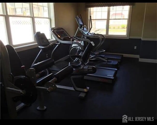 Building Photo - 8 Andrews Way