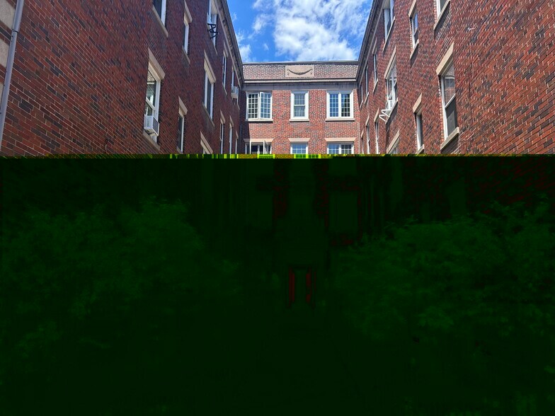Building Photo - 285 Harvard St