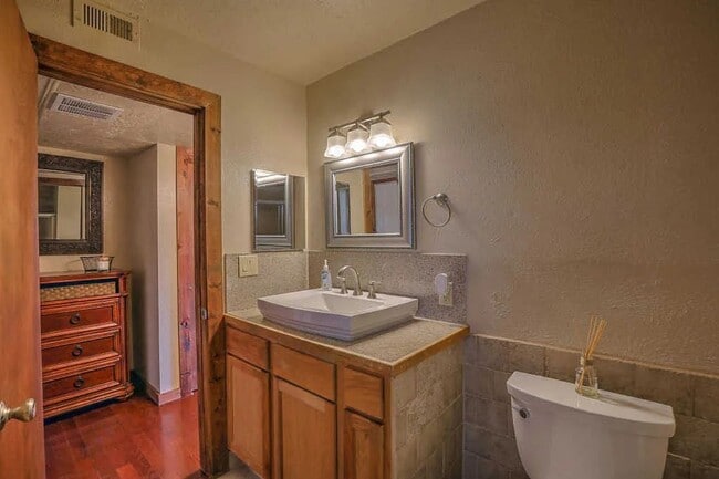 Building Photo - Gated Community- Studio Apartment NE