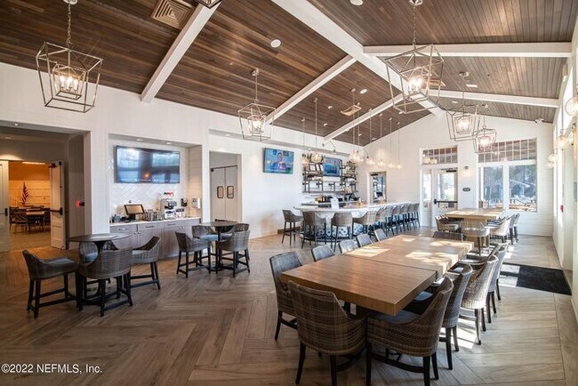 Building Photo - 73 Havencrest Ave