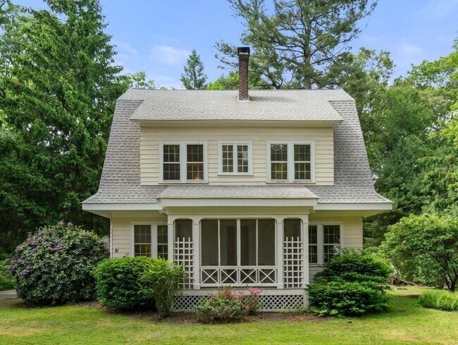 Building Photo - 81 Avalon Rd