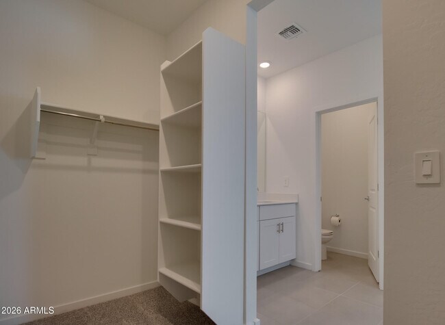 Building Photo - 41655 W Sonoran Trail