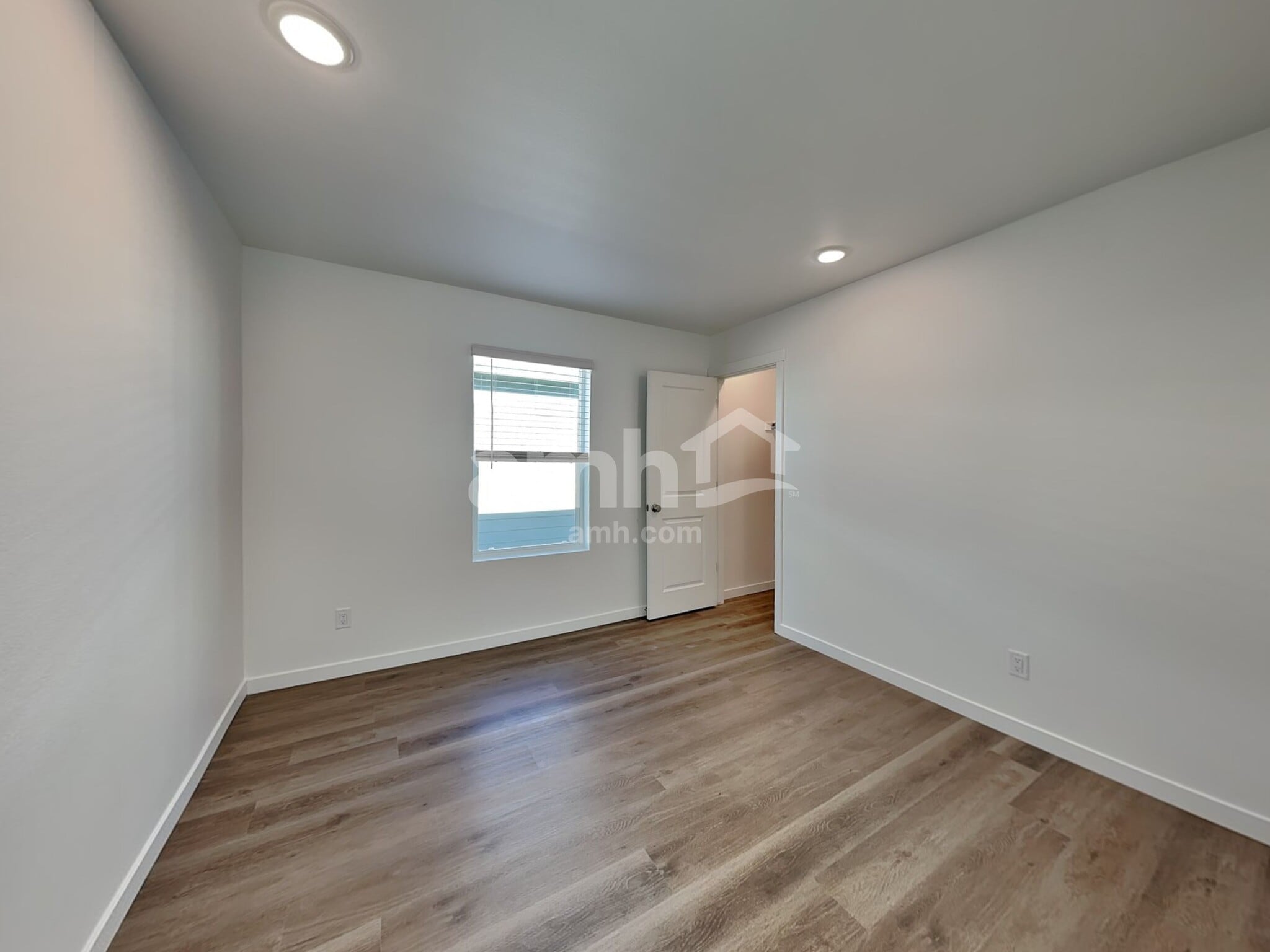 Building Photo - 23673 E 3rd Pl