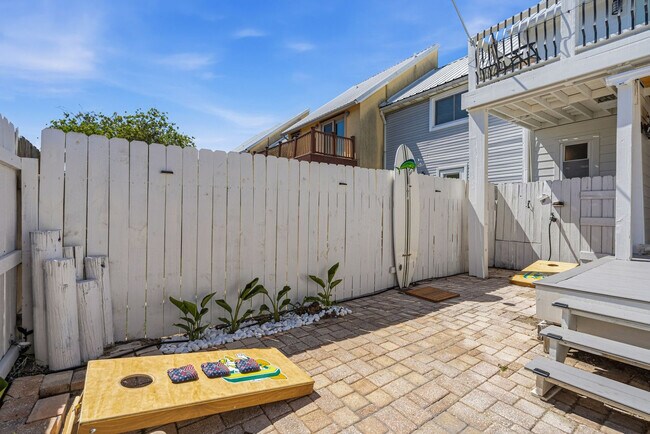 Building Photo - 359 Billfish Ave