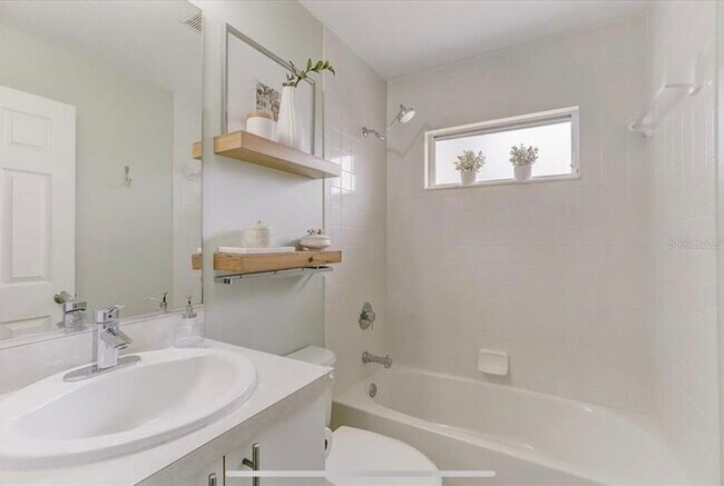 Building Photo - 4217 Malden Dr