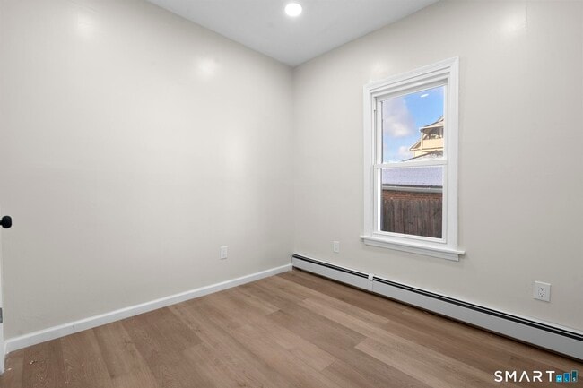 Building Photo - 26 Mc Lean St