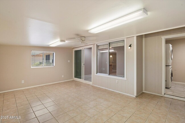 Building Photo - 9901 W Bright Angel Cir