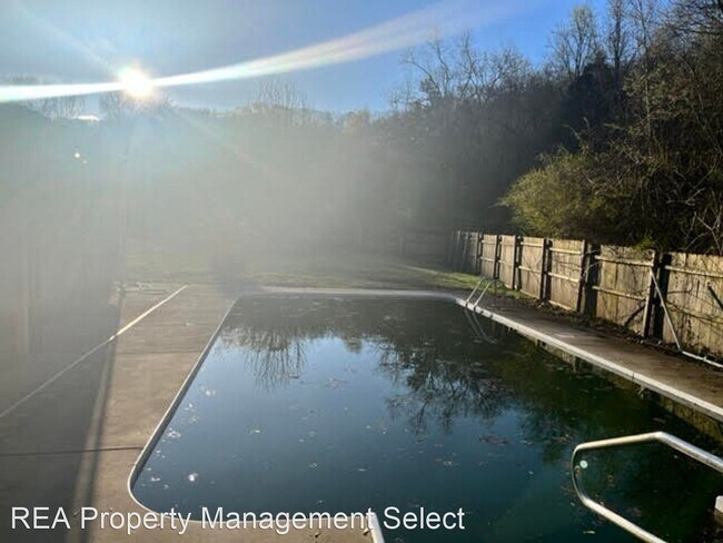 Building Photo - 3 br, 2 bath House - 7021 Hurst Ln