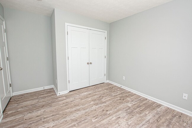 Building Photo - 500 Eagle Pointe Dr