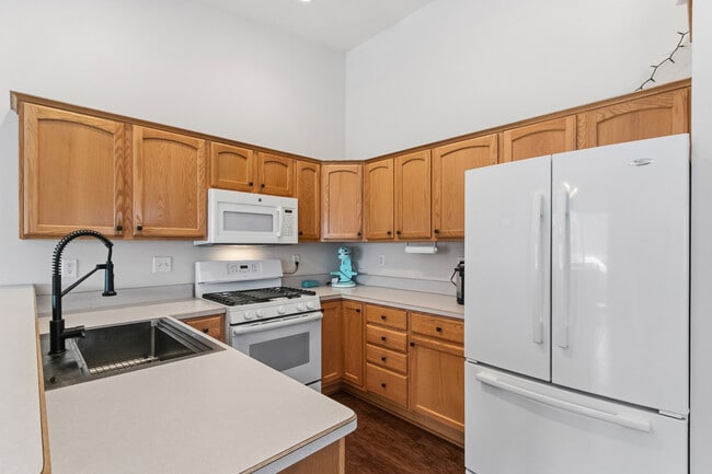 Building Photo - 1179 St Albert the Great Ct