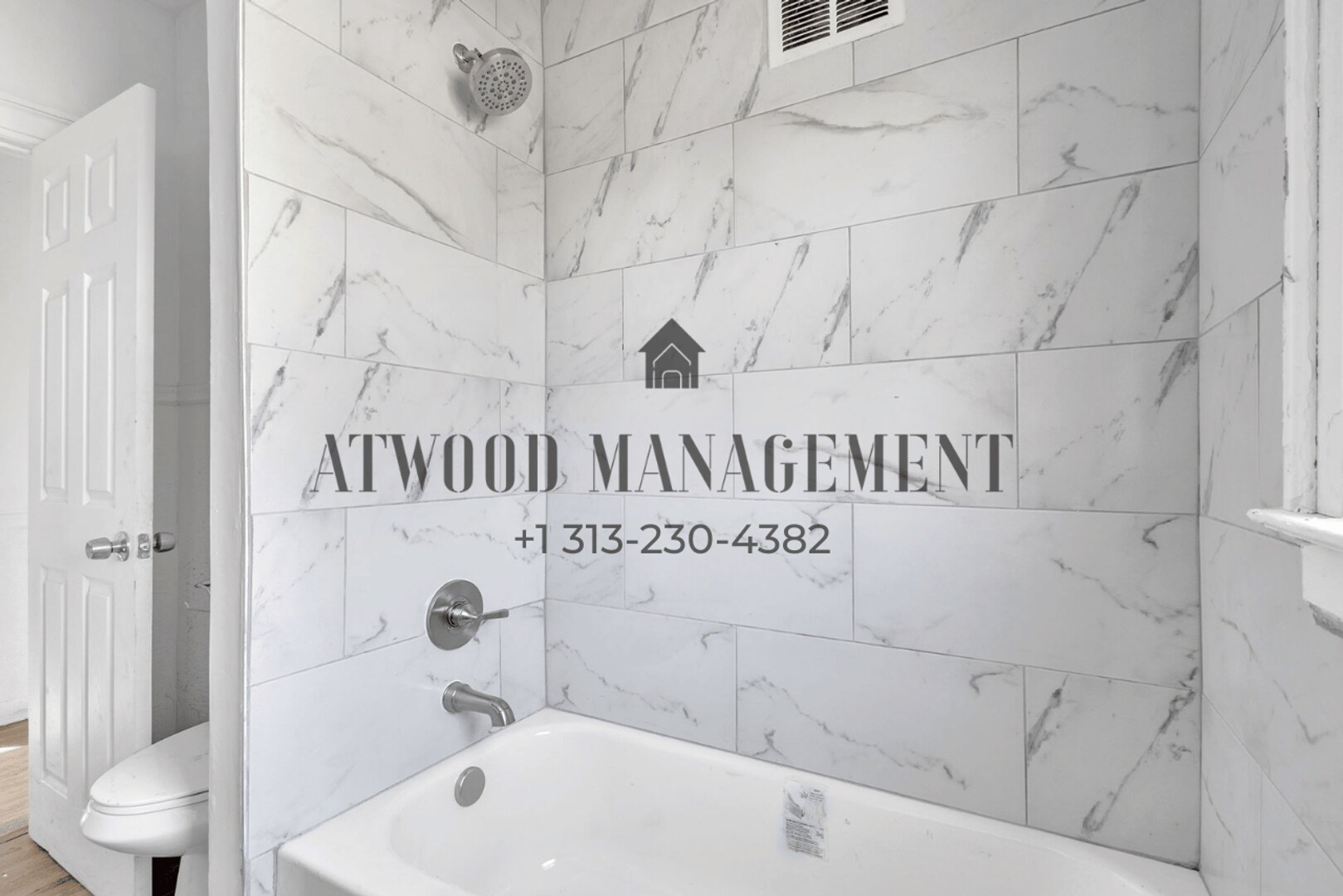 Building Photo - 4811 Seyburn St