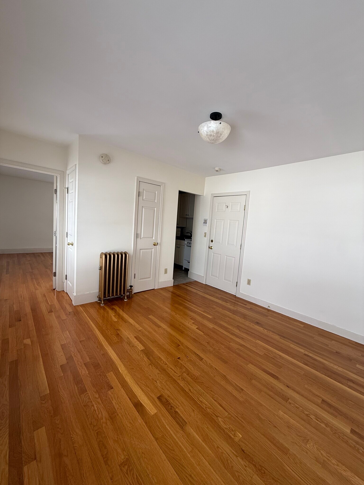 Building Photo - 147 Pearl St