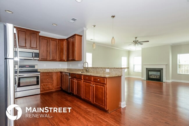 Building Photo - 417 Marie Way