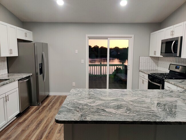 Building Photo - 4211 Aruba Dr