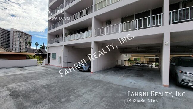 Building Photo - 1419 Dominis St