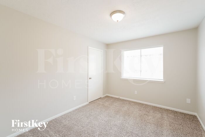 Building Photo - 28819 Raestone St
