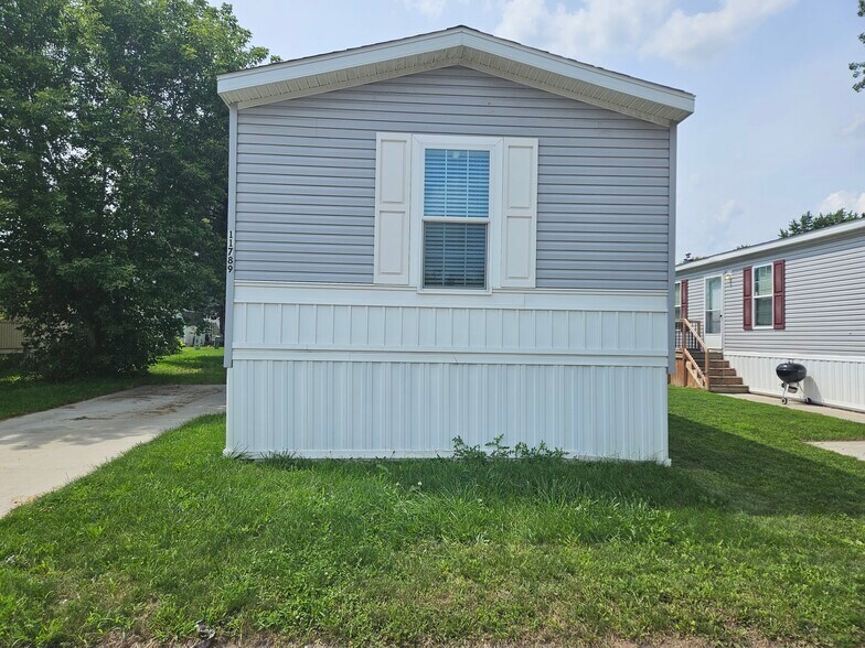 Building Photo - 11789 Cascade Cir