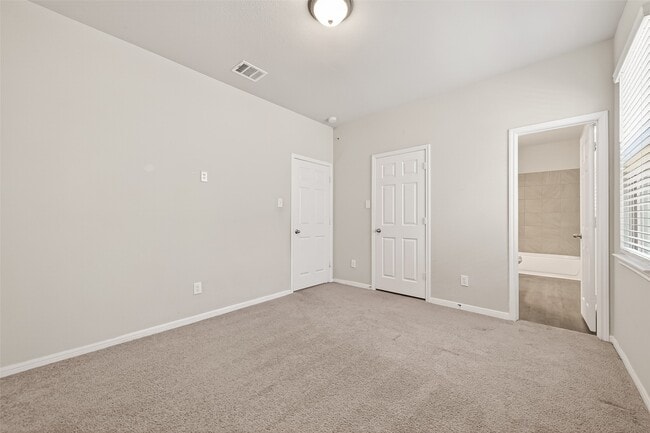 Building Photo - 17727 Chartertree Ln