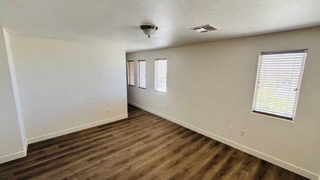 Building Photo - 9380 Malaya Garnet Ct