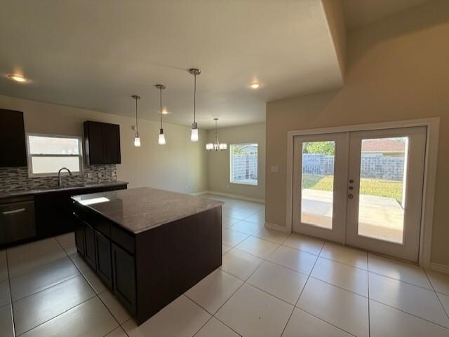 Building Photo - 6007 Maryam Dr