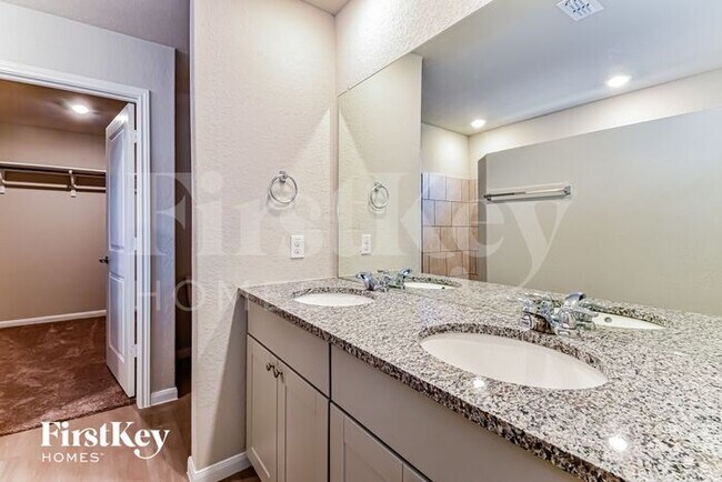 Building Photo - 4439 Meadowland Pl