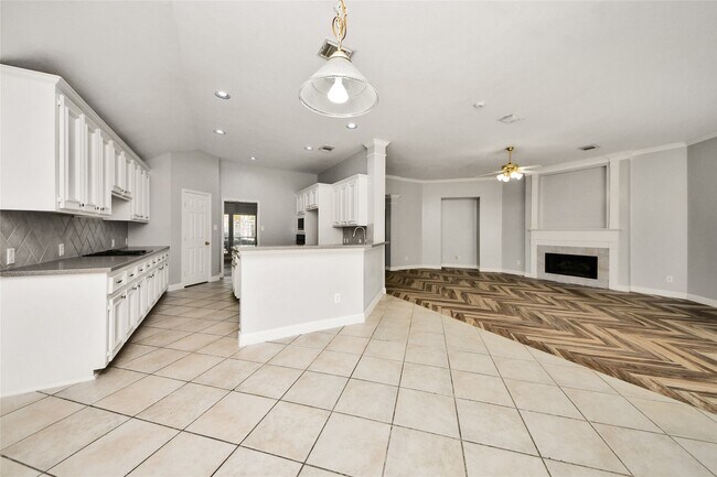 Building Photo - 2622 Stonebury Ln