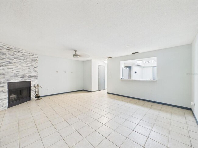 Building Photo - 11239 Cedar Hollow Ln
