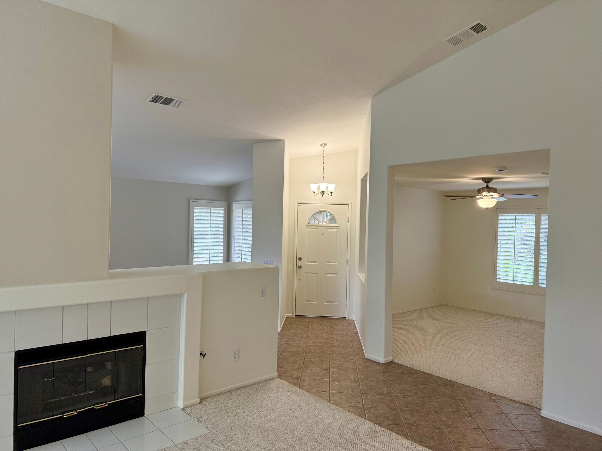 Building Photo - 2471 Marigold Way