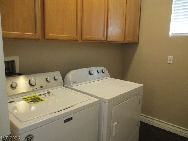 Building Photo - 2435 Carnegie Hall St