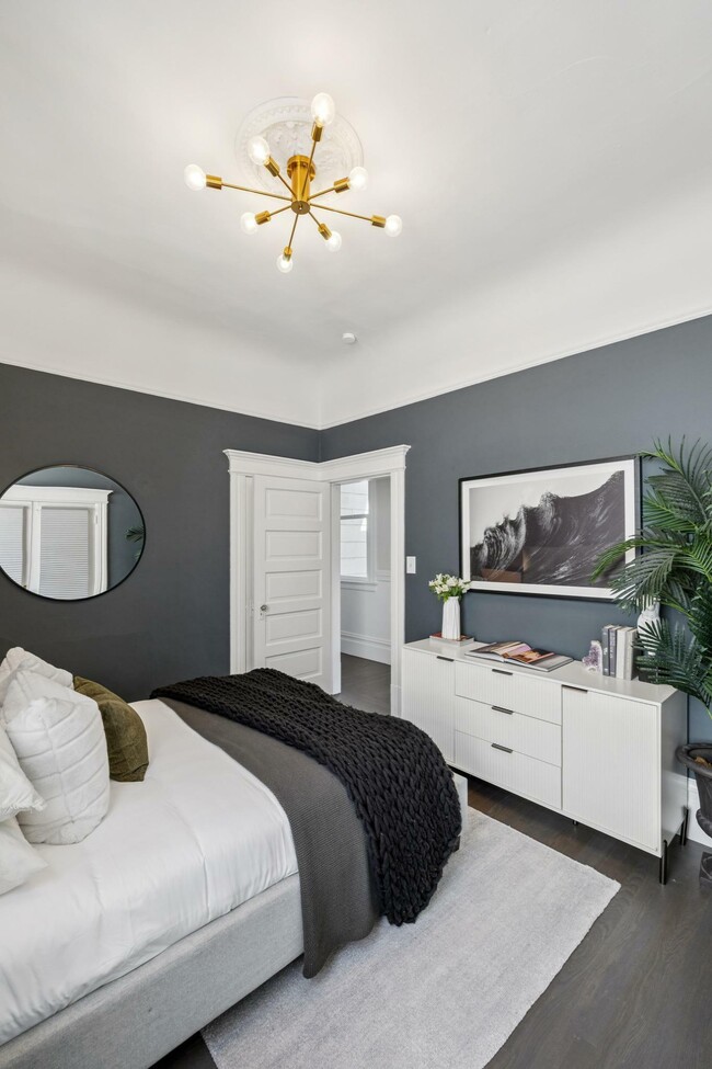 Building Photo - 1161 Church St