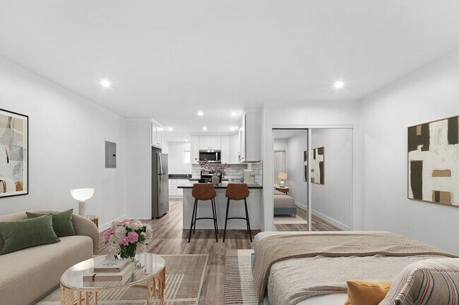 Primary Photo - 1240 W 29th St