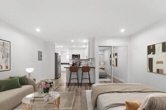 Building Photo - 1240 W 29th St