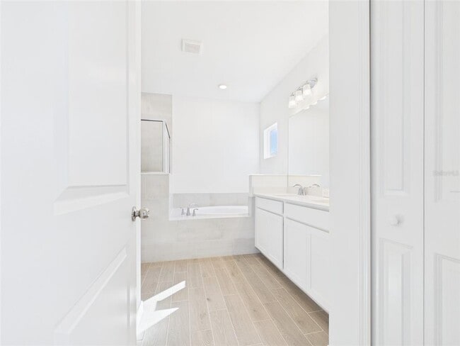 Building Photo - 8966 SW 69th Ter