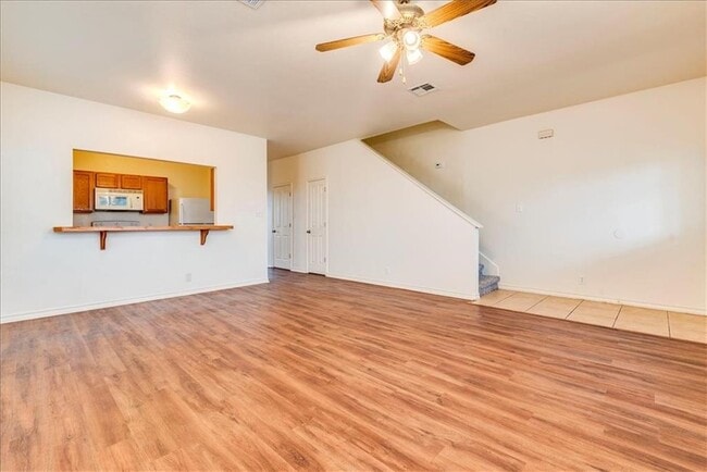 Building Photo - 126 Sandstone Dr