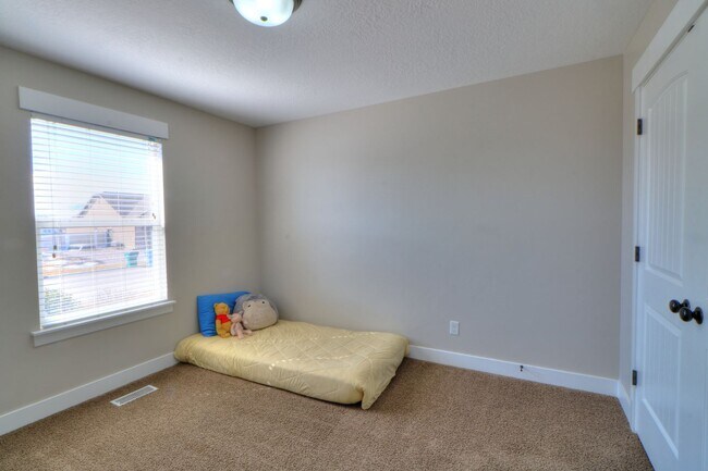 Building Photo - Single Family Lehi Home