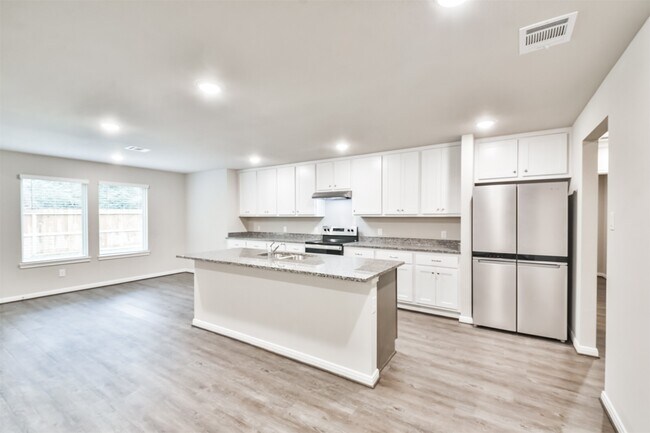 Building Photo - 133 S Timber Top Dr