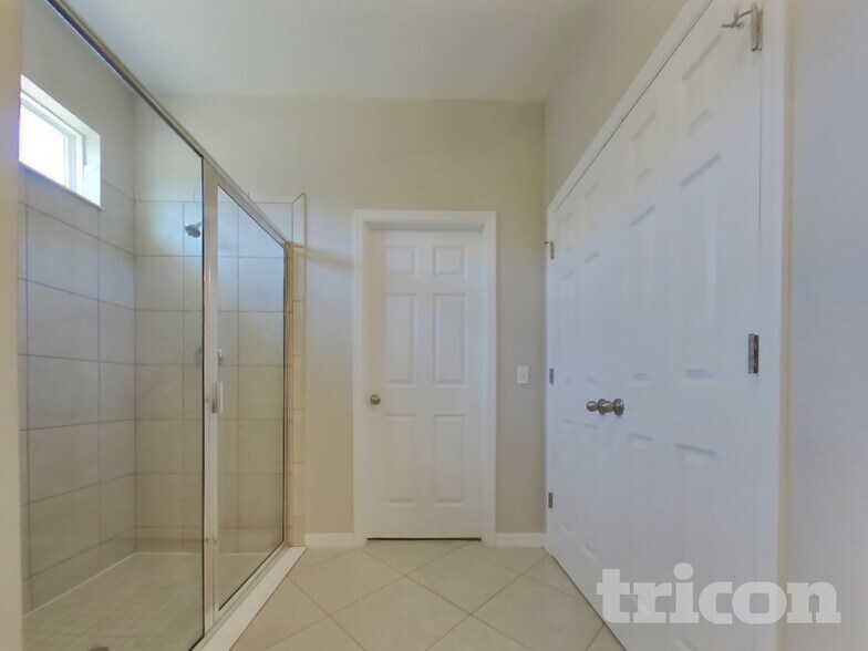 Building Photo - 37124 Scenic Ridge Dr