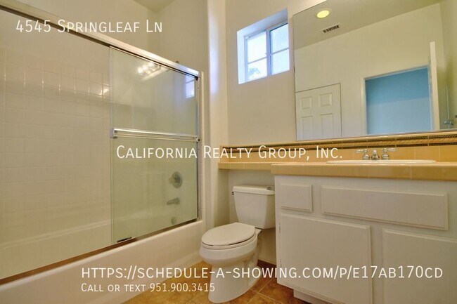 Building Photo - 4545 springleaf Ln